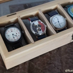 Skrzyneczka, kasetka, box na 6 zegarków Elegancka i funkcjonalna, w całości ręcznie robiona, piękna skrzyneczka z drewna jodłowego, co najmniej 100-le