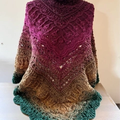 Chusta dziergana na szydełku, rękodzieło