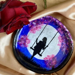 Gliniana podstawka ekspozytor na biżuterię