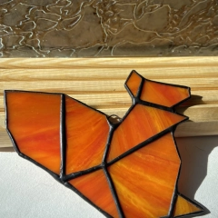 Witraż inspirowany naturą – wiewiórka