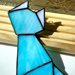 Witraż inspirowany sztuką origami- kot