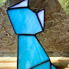 Witraż inspirowany sztuką origami- kot