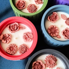 Świeczka ręcznie wykonana. Piękna. Daff