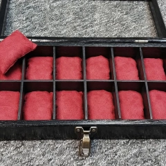 SKRZYNECZKA kasetka pudełko na 12 zegarków, zegarków kieszonkowych,robiona ręcznie, czarna