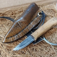 Nożyk w pochewce - męski damski wisiorek na rzemyku. Ręcznie wykonany fajny ciekawy prezent!