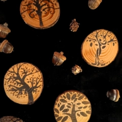 Podkładki pod kubek drewniane z motywem drzewa