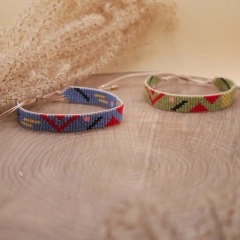Bransoletka tkana z koralików Miyuki – wzór geometryczny – zielony metaliczny – handmade